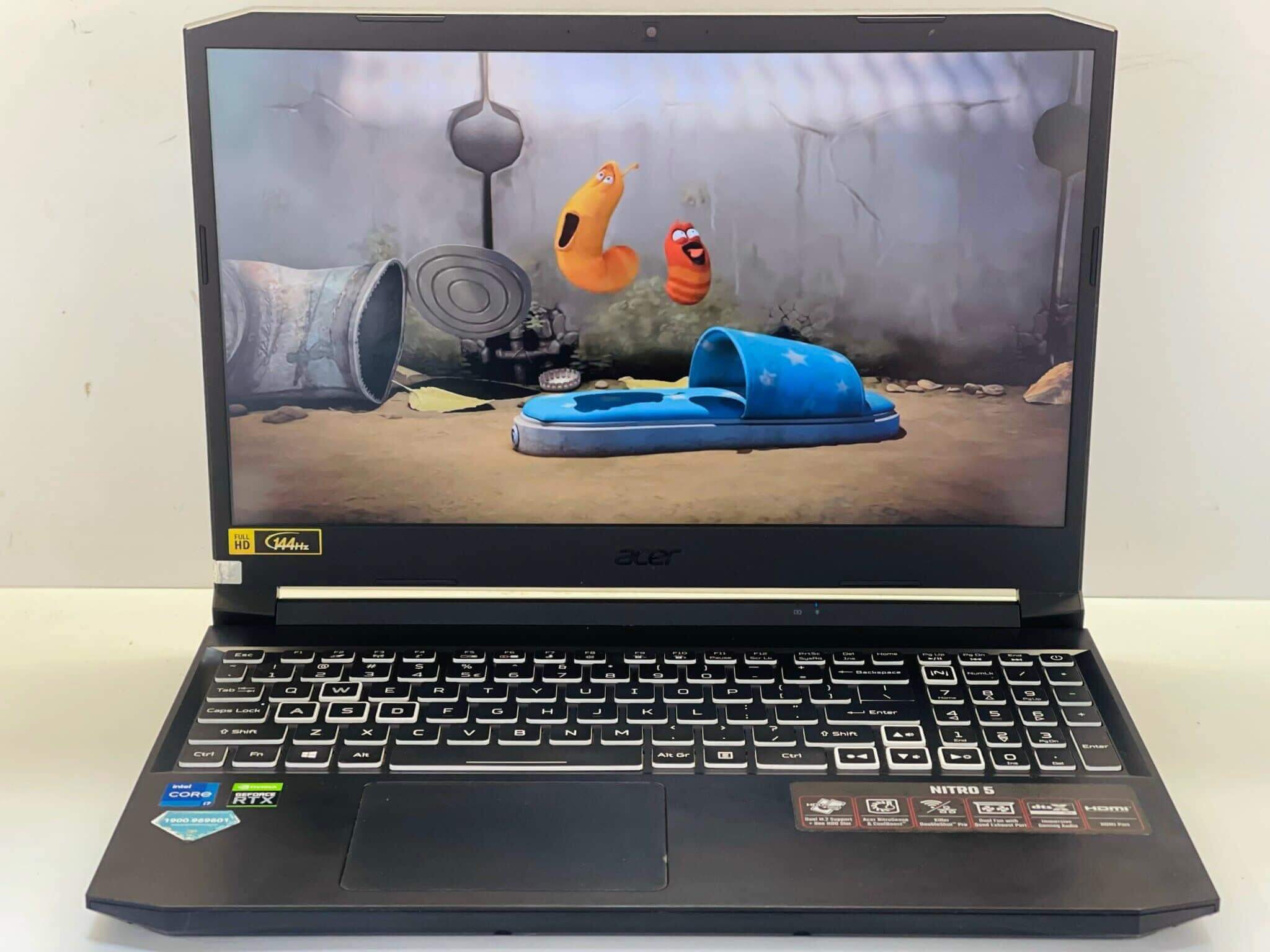 Acer nitro 5 AN517 - 52